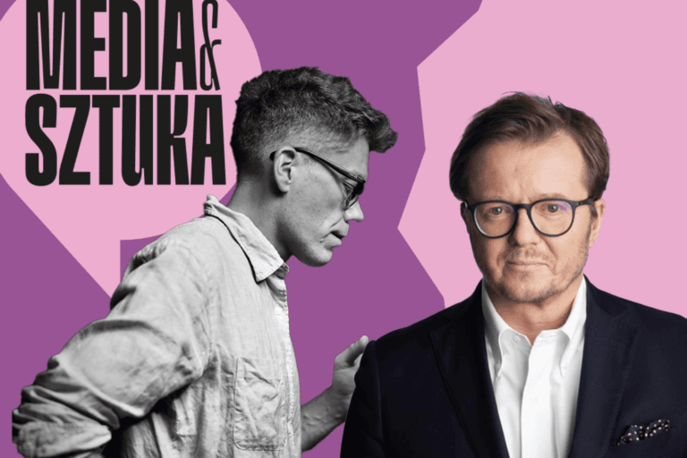 Mężczyźni na tle logo Media i Sztuka